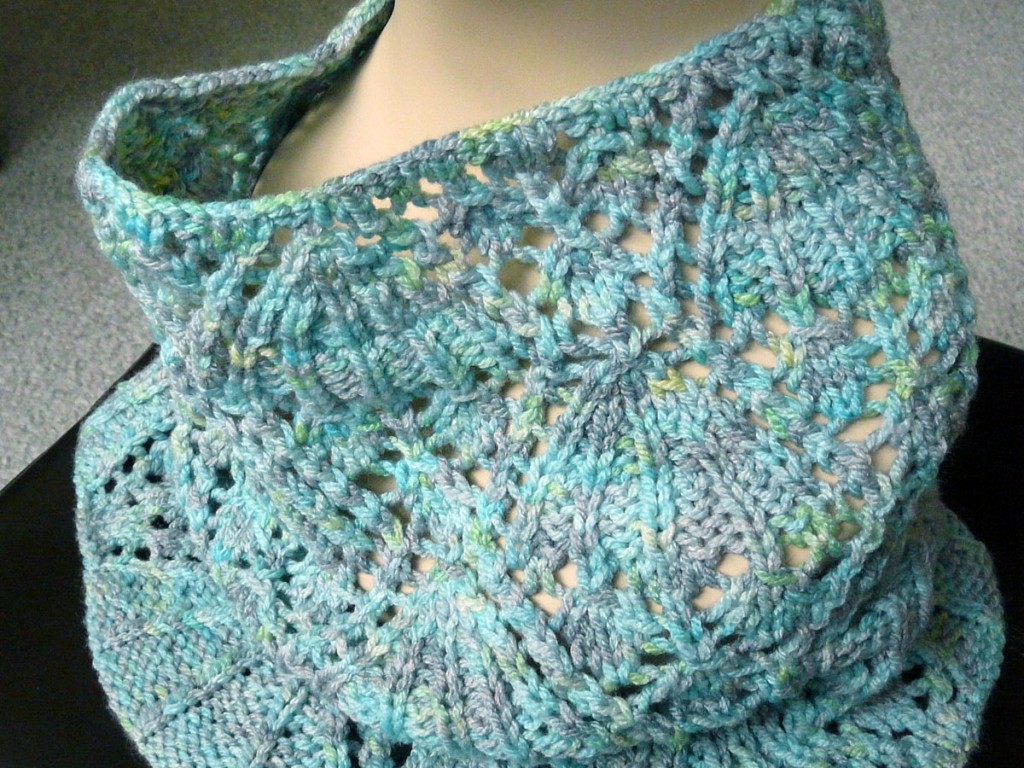 Knitty Eleanor Knitty Eleanor Cowl